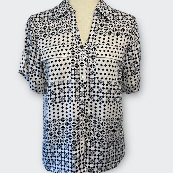 NWT Belldini Rayon Short Sleeve Collared V-Neck Button-Down Blouse, Wm's XS - Picture 1 of 9